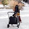 Keenz Viva Compact 4-Passenger Stroller Wagon with Breathable Mesh Side Panels