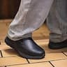 HISEA Men's Non Slip Water & Oil Resistant Leather Slip-On Chef Shoes