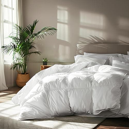 Serta Queen Size Hypoallergenic Goose Feather & Down Fiber Bed Comforter