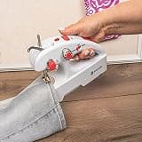 SINGER Stitch Quick+ Portable Cordless Mending Machine with 39-Piece Kit